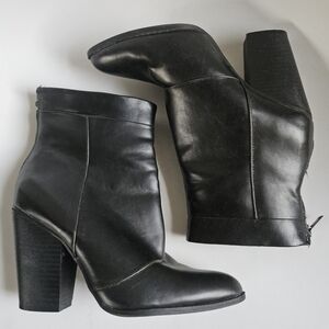 A+ Eagan Black Heeled Booties, 7.5